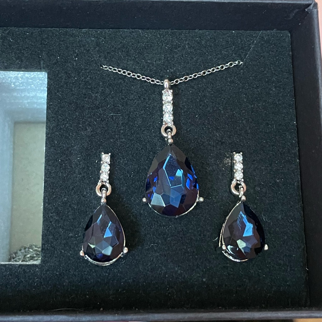 Gold Coast Sapphire Pendant And Silver Diamond Chain Necklace And Earring Set